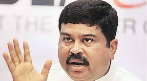 UNION MINISTER PRADHAN : AN ALUMNI WHO IS A PARIAH IN UTKAL UNIVERSITY