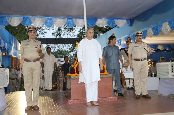 Cyber Crime Police, Economic Offences Wing and Special Task Force Get Pats From Naveen