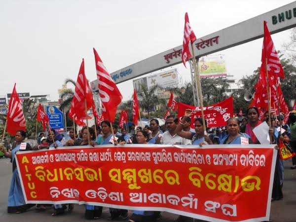 Naveen Launches ASHA Kalyan Yojana to Woo 47,000 ASHA Workers