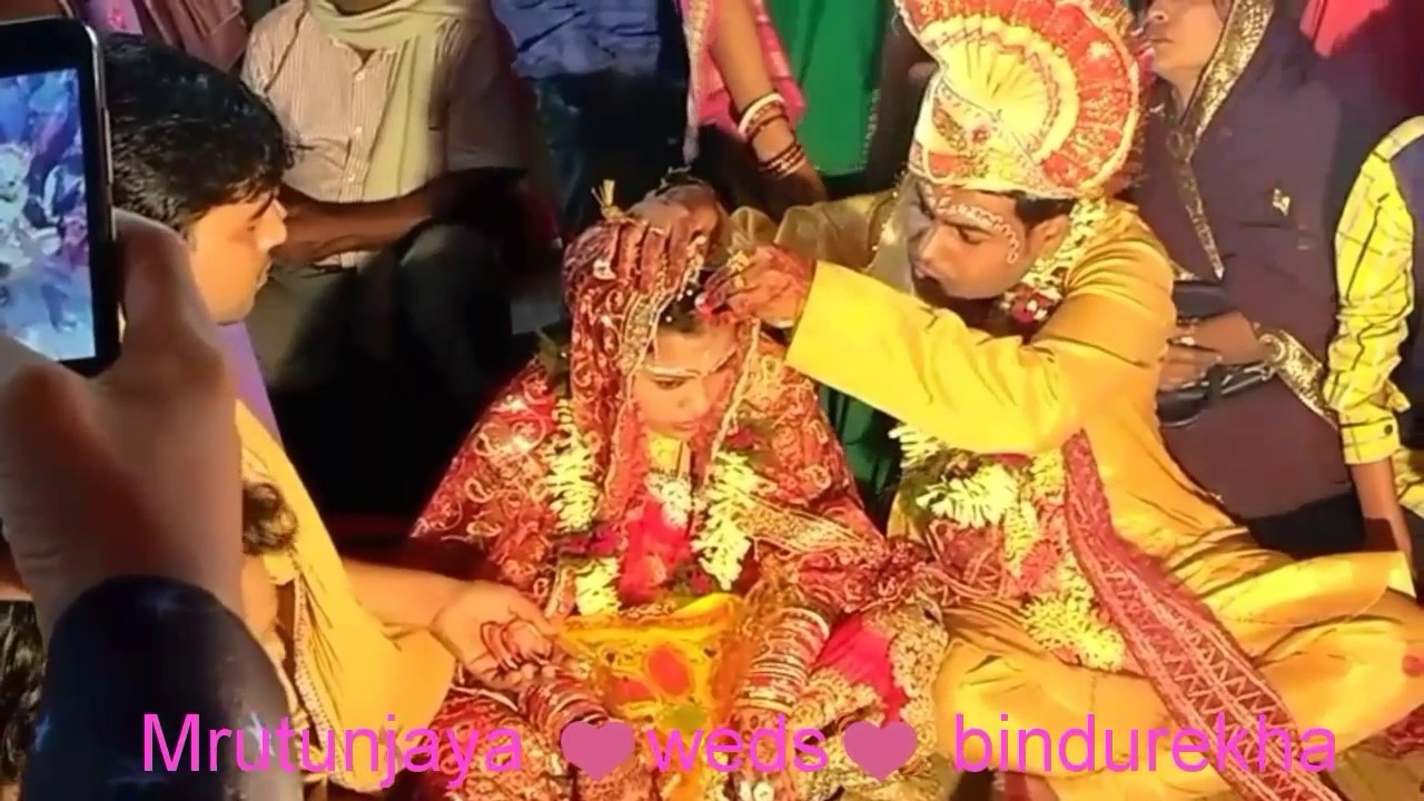Odisha hikes cash incentive for inter-caste marriage to Rs 2.5 lakh