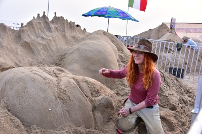 International Sand Art Festival gets off