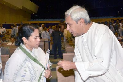 Naveen writes to CMs: Reserve 33% for women in assembly