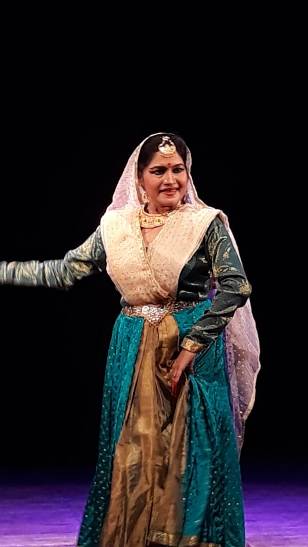 Tumari Smrutire….    Classical dancers pay rich tribute to Sanjukta Panigrahi
