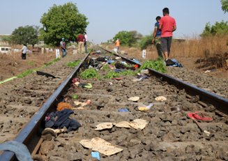 Morphology of Migrant Crisis -III: Those Rotis on the Railway Tracks