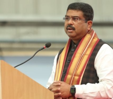 Dharmendra Pradhan dedicates the ONGC Bengal Basin to the nation