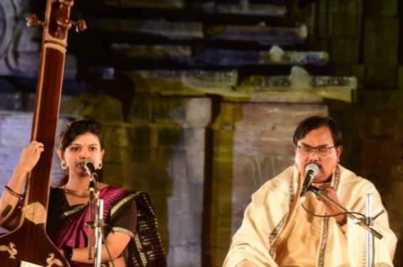 Rajarani Music Festival: Odissi vocal & Sitar recital mark the 2nd evening