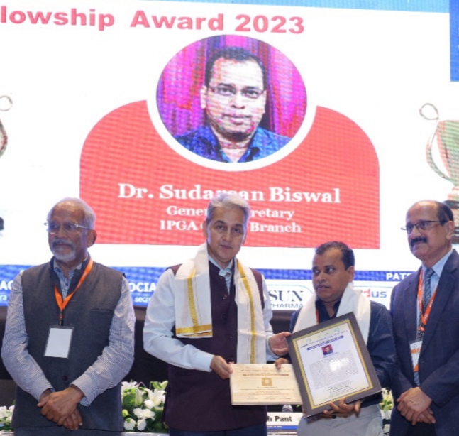 Odisha’s Assistant Drug Controller Dr.Sudarsan Biswal received IPGA Fellowship Award