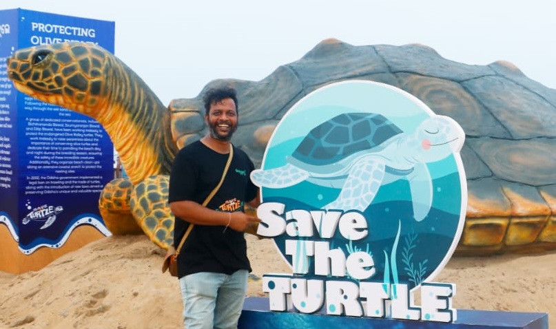 Artist Kirti Maharana’s Rath Yatra message Conserve Olive Ridley